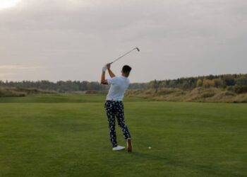 Min Woo Lee WITB