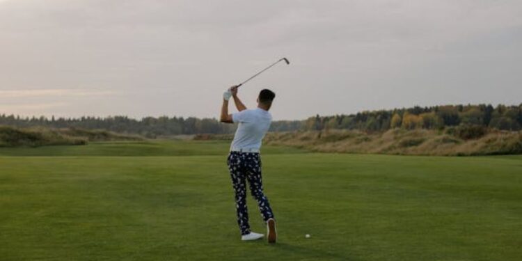 Min Woo Lee WITB