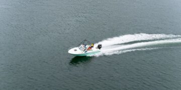 What Determines If a Speed Is Safe for Your Boat? A Guide